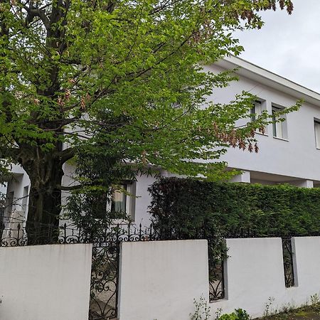 Spazioso Appartamento In Casa Singola Padova Con Giardino Luaran gambar