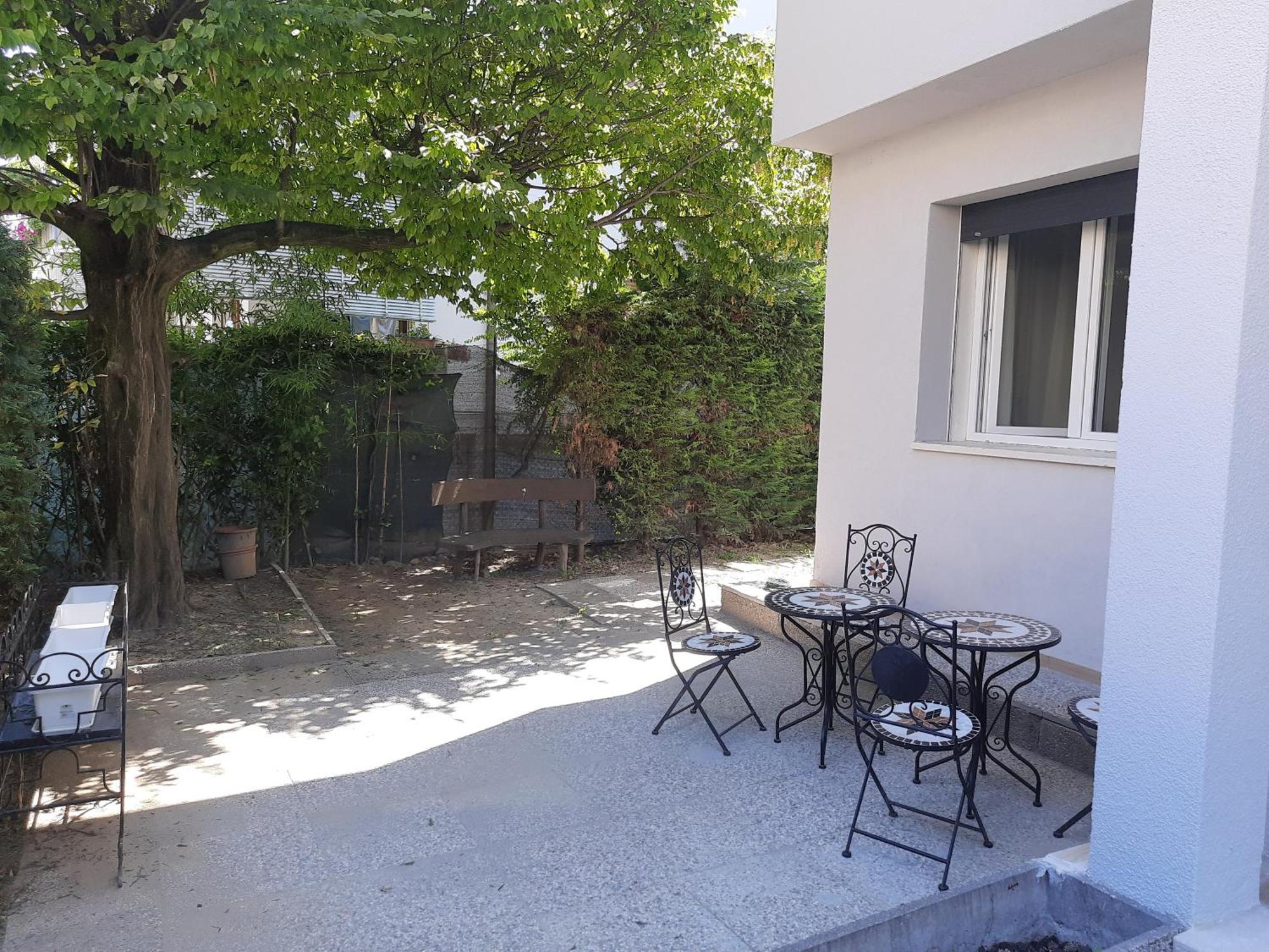 Spazioso Appartamento In Casa Singola Padova Con Giardino Luaran gambar